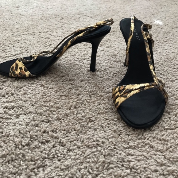 Strappy metallic leopard heeled sandal - Picture 3 of 3